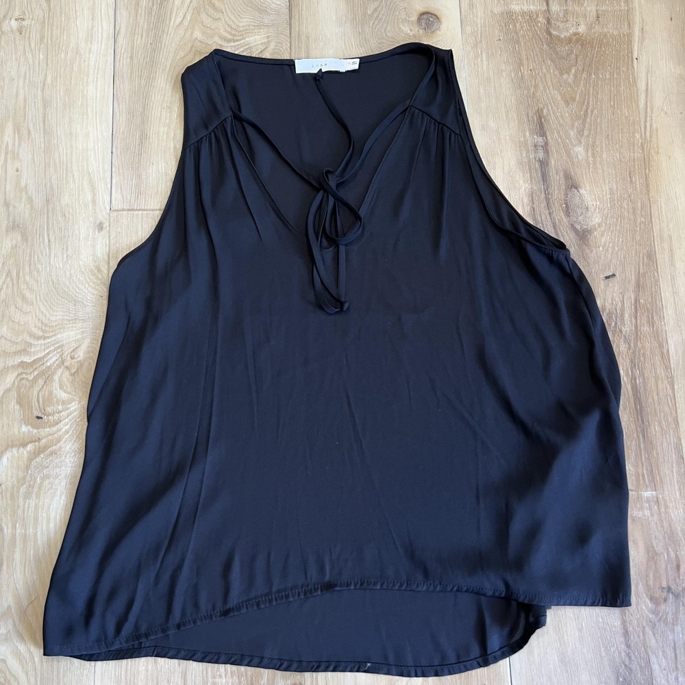 Lush Tank Top Womens XS Black V Neck Tie Neck Sleeveless Casual Blouse Summer‎